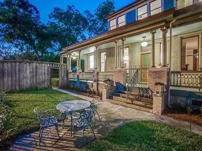 Dallas Victorian House-1