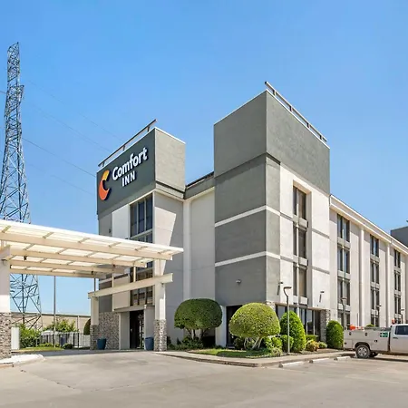 Comfort Inn Dallas North Love Field Airport-3
